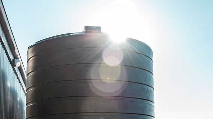 Will A Black Storage Tank Make Your Water Hotter?